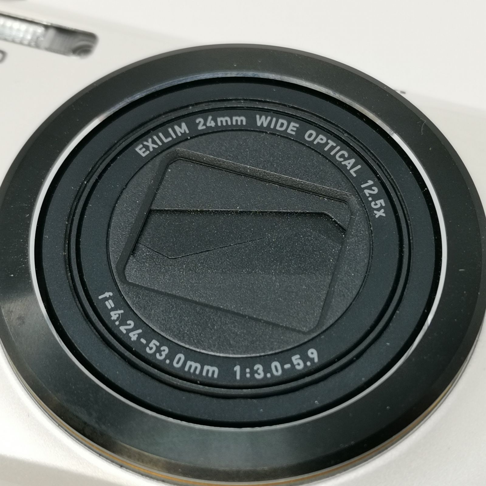 CASIO EXILIM EX-ZR100 ホワイト コンデジ カメラ 動作確認済み SD