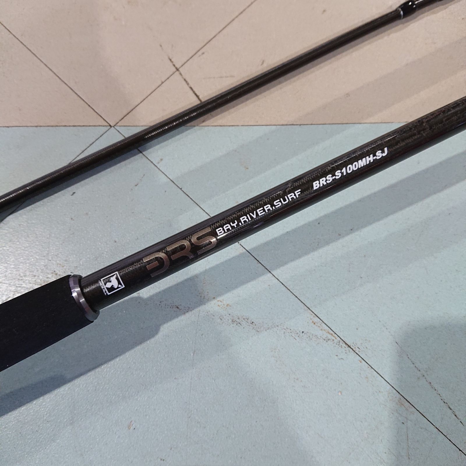 JACKALL　ジャッカル　BAY RIVER SURF 　ベイリバーサーフ　BRS-S100MH-SJ　ロッド