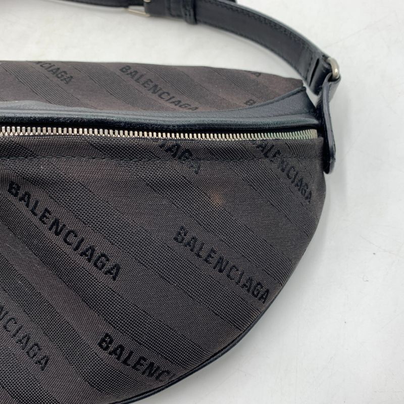 中古品】 BALENCIAGA バレンシアガ 518163 スーベニアXS ジャガード