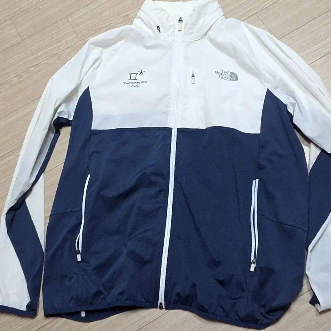 THE NORTH FACE 2018 平昌 冬季 オリンピック ウィンドブレーカー ジャケット ネイビー/白 (105)