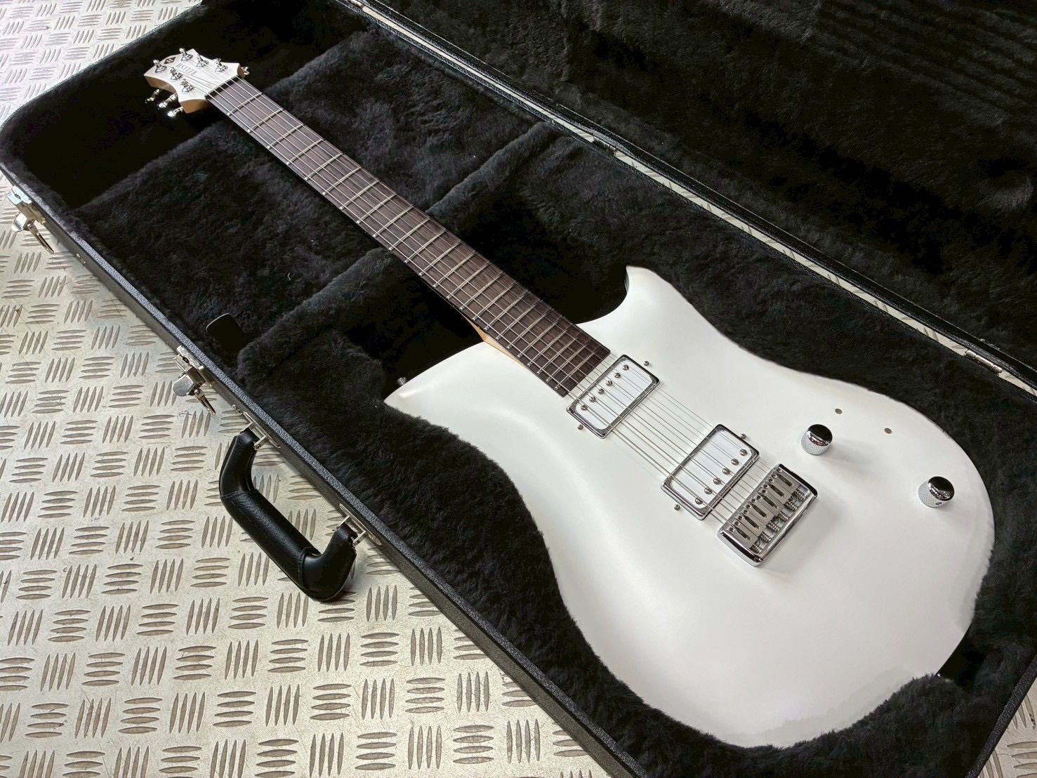 未使用 RELISH GUITAR / SNOW JANE
