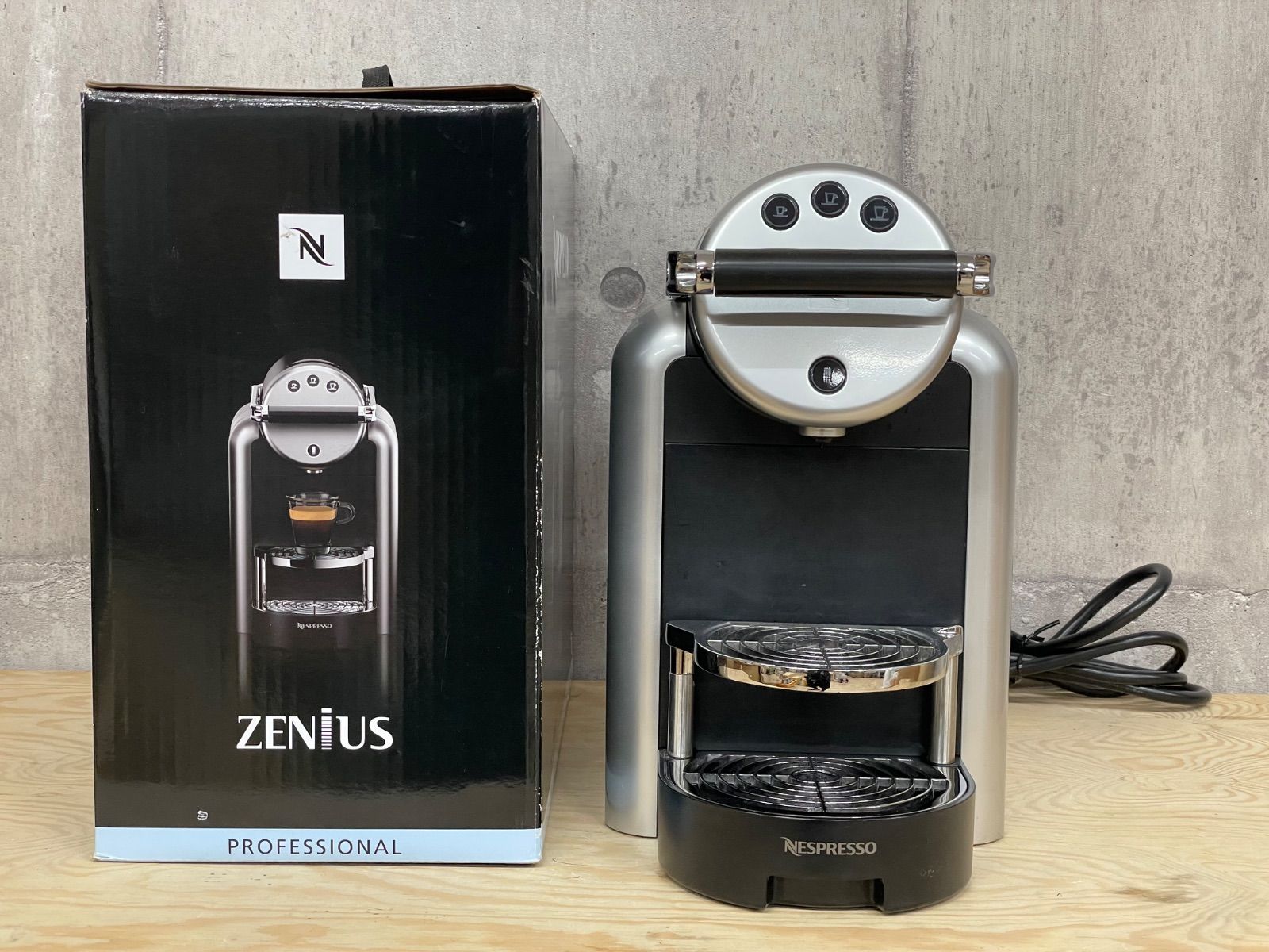 Nespresso Zenius コーヒーメーカー Amazon.com: Nespresso