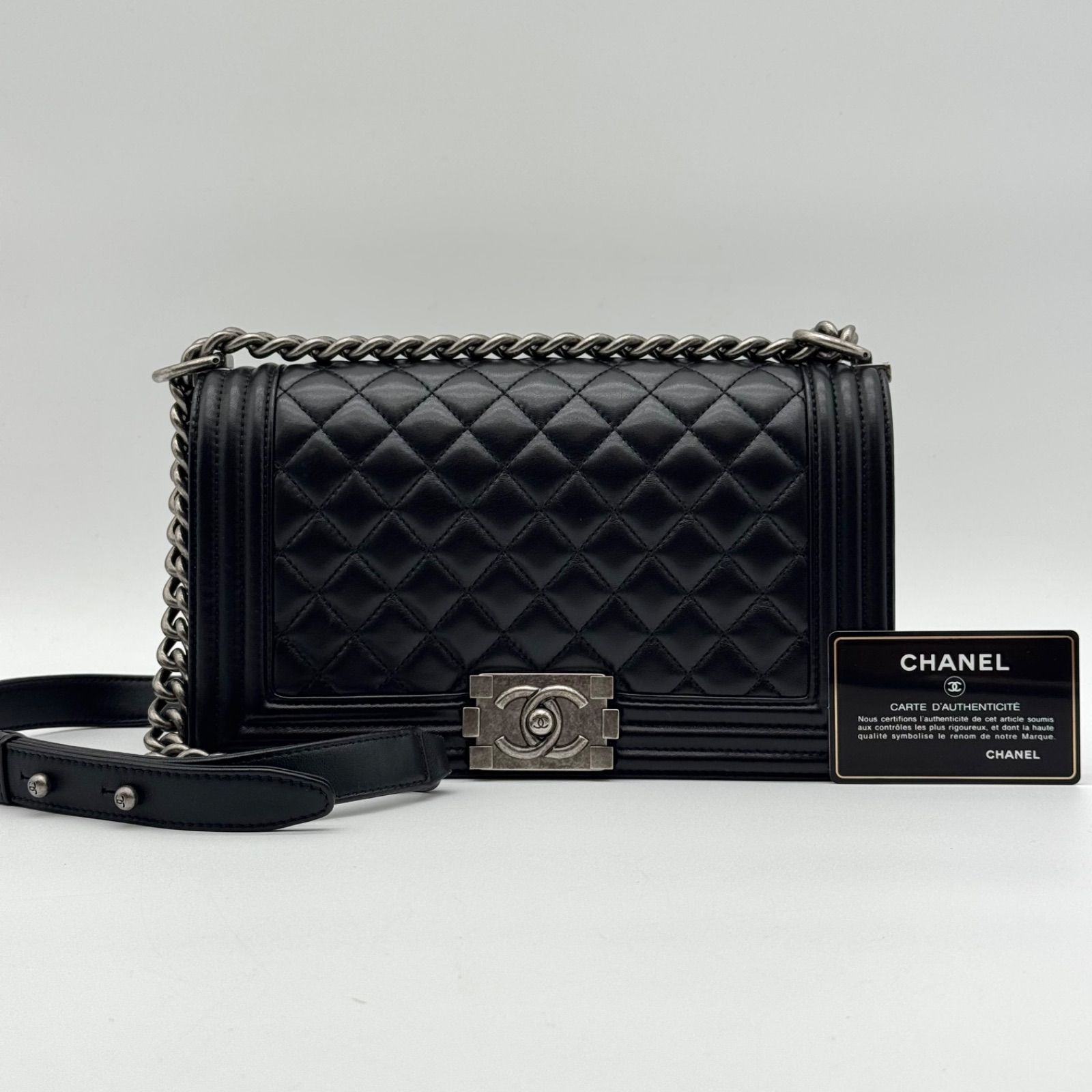 大人気✨CHANEL シャネル ショルダーバッグ ボーイ マトラッセ ココ