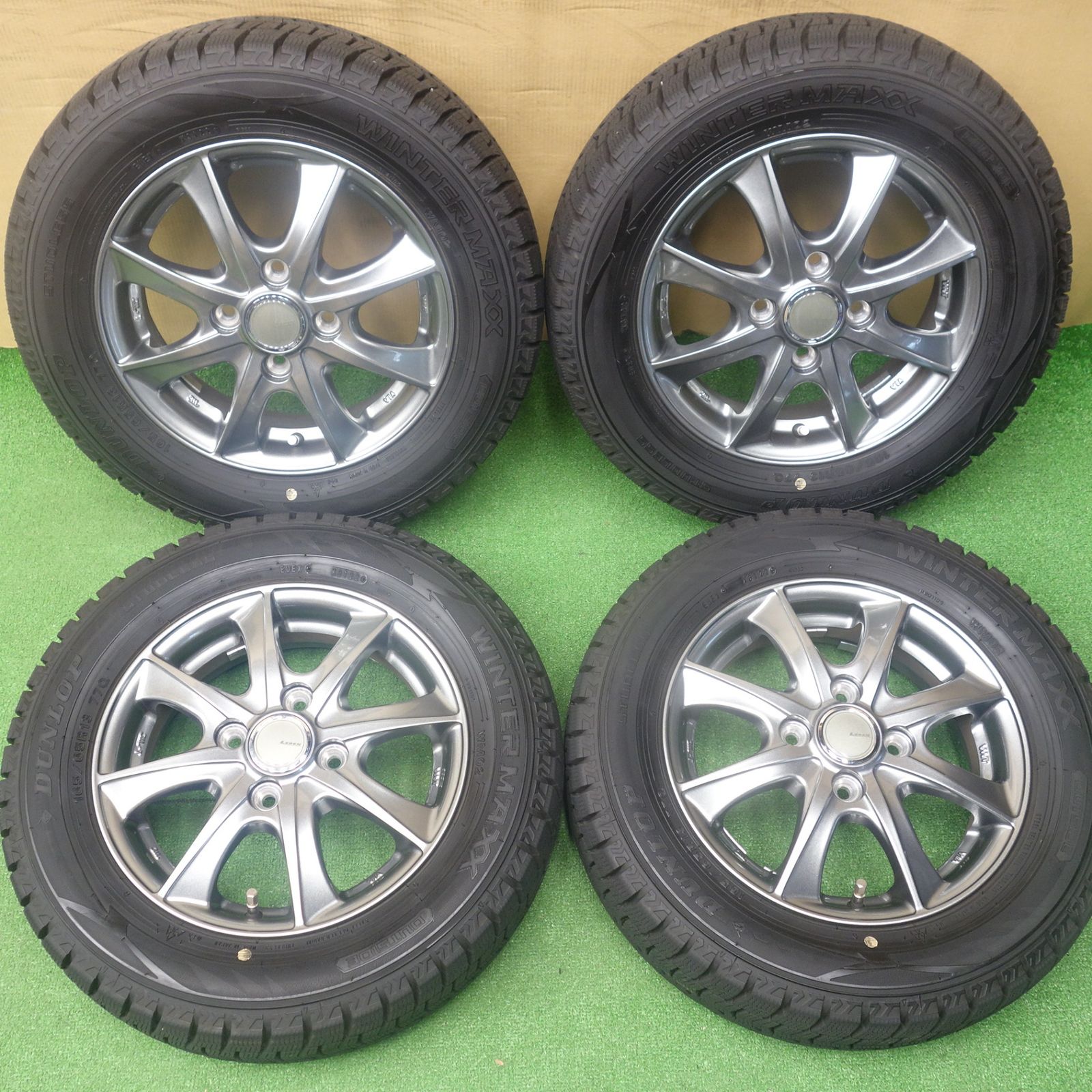 バリ溝！22年！キレイ！ほぼ10分◎スタッドレス 165/65R13 ダンロップ ウインターマックス WM02 LEBEN レーベン 13インチ PCD100/4H◎6062004KTス