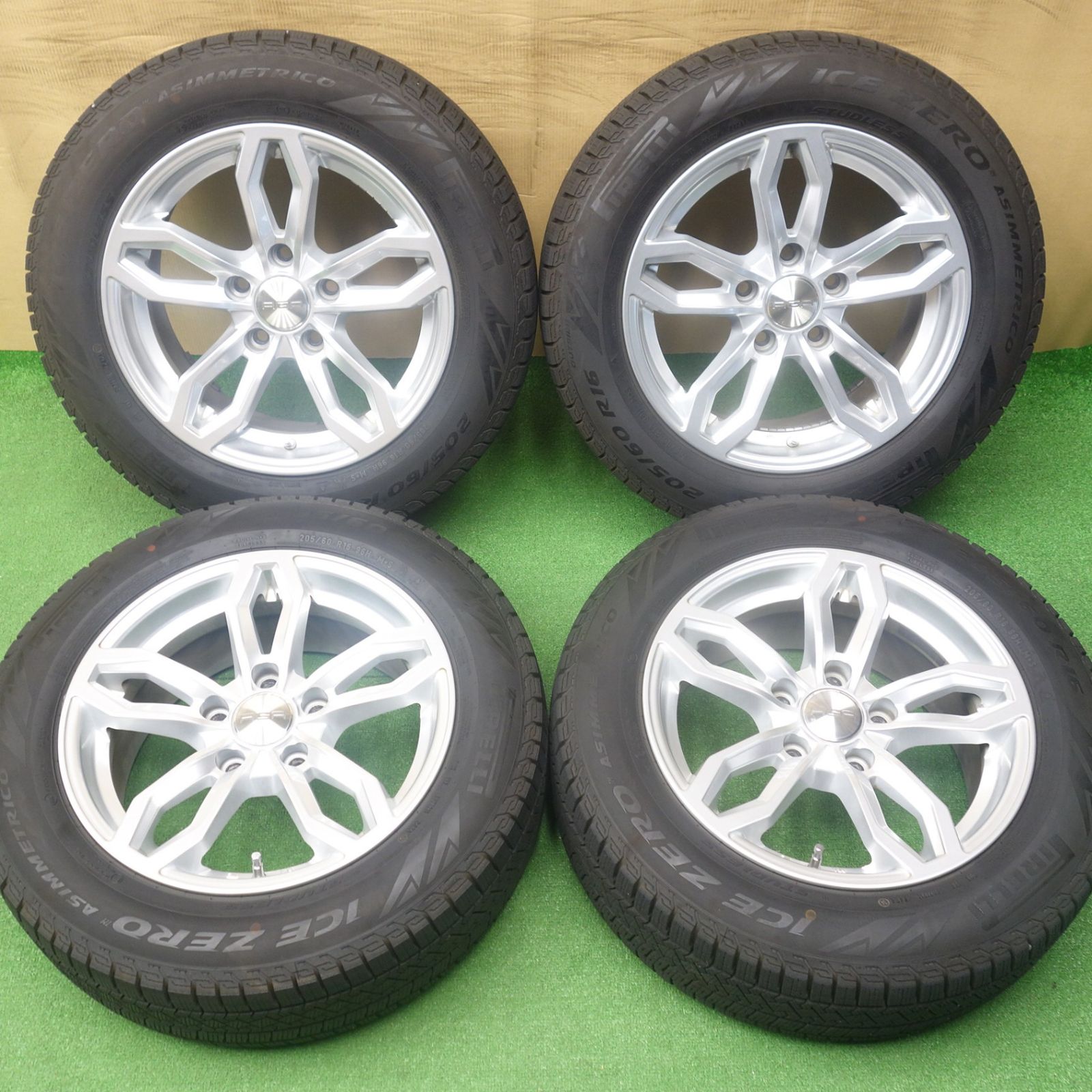 バリ溝！24年！キレイ！9分◎BMW 等 AGA Welt 205/60R16 スタッドレス 