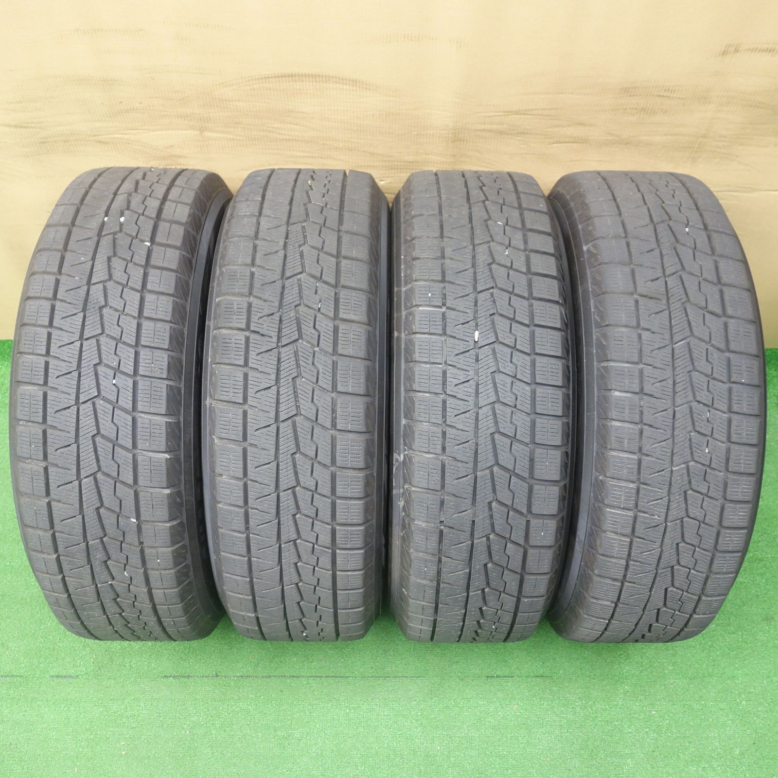 バリ溝！25年！キレイ！ほぼ10分◎スタッドレス 205/60R16 ヨコハマ 