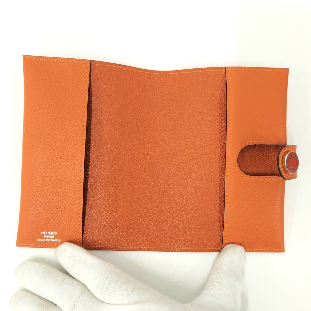 HERMES パスポートケース R.M.S U刻印 レザー オレンジ - メルカリ
