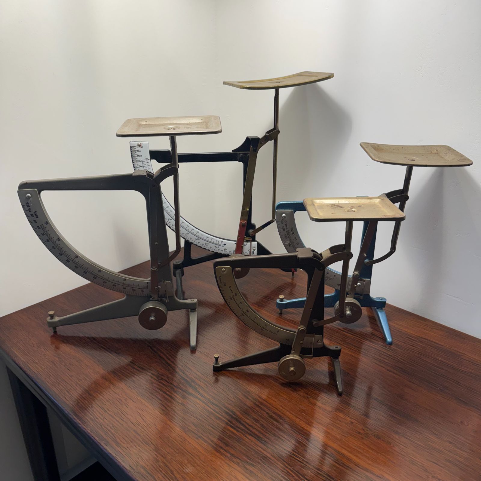 Vintage Letter Scale〈振り子式レタースケール〉Germany 500g計