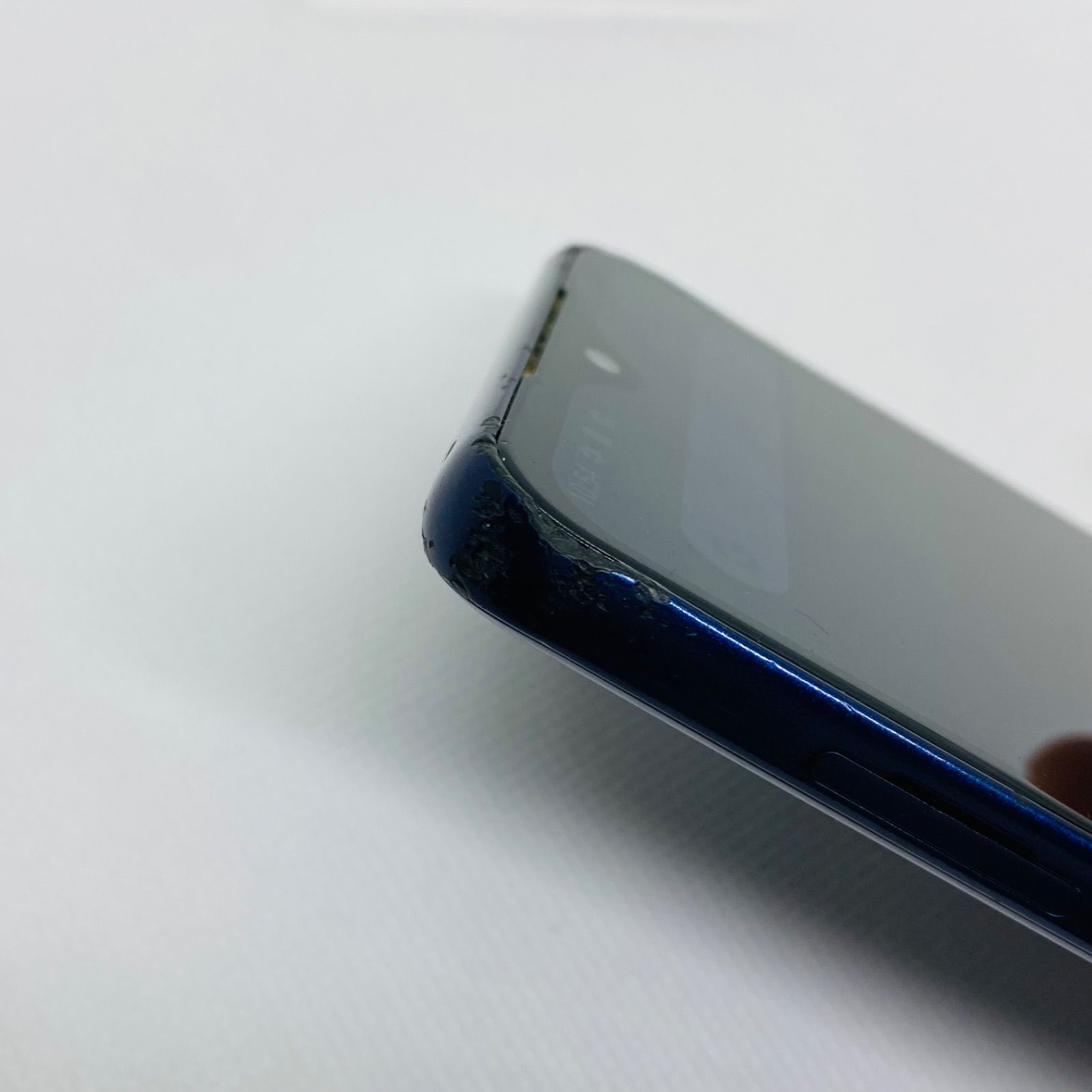 arrows We F-51B 64GB docomo 訳あり画面割れ - メルカリ