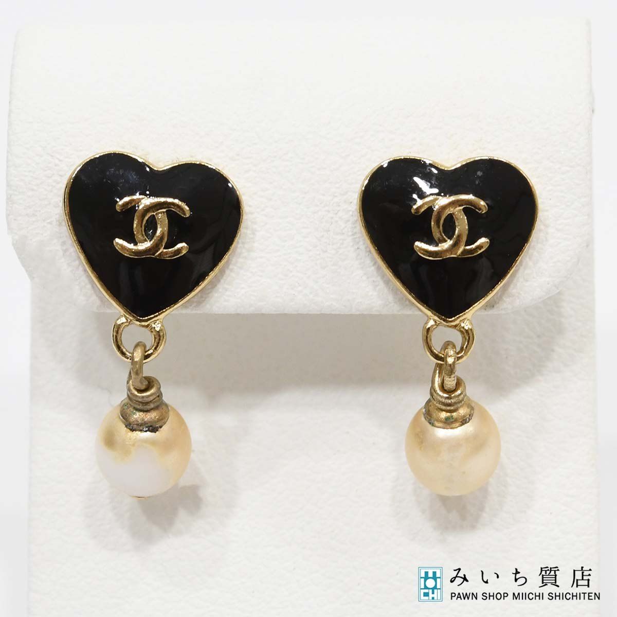 CHANEL シャネル ピアス ハート ココマーク フェイクパール 04A