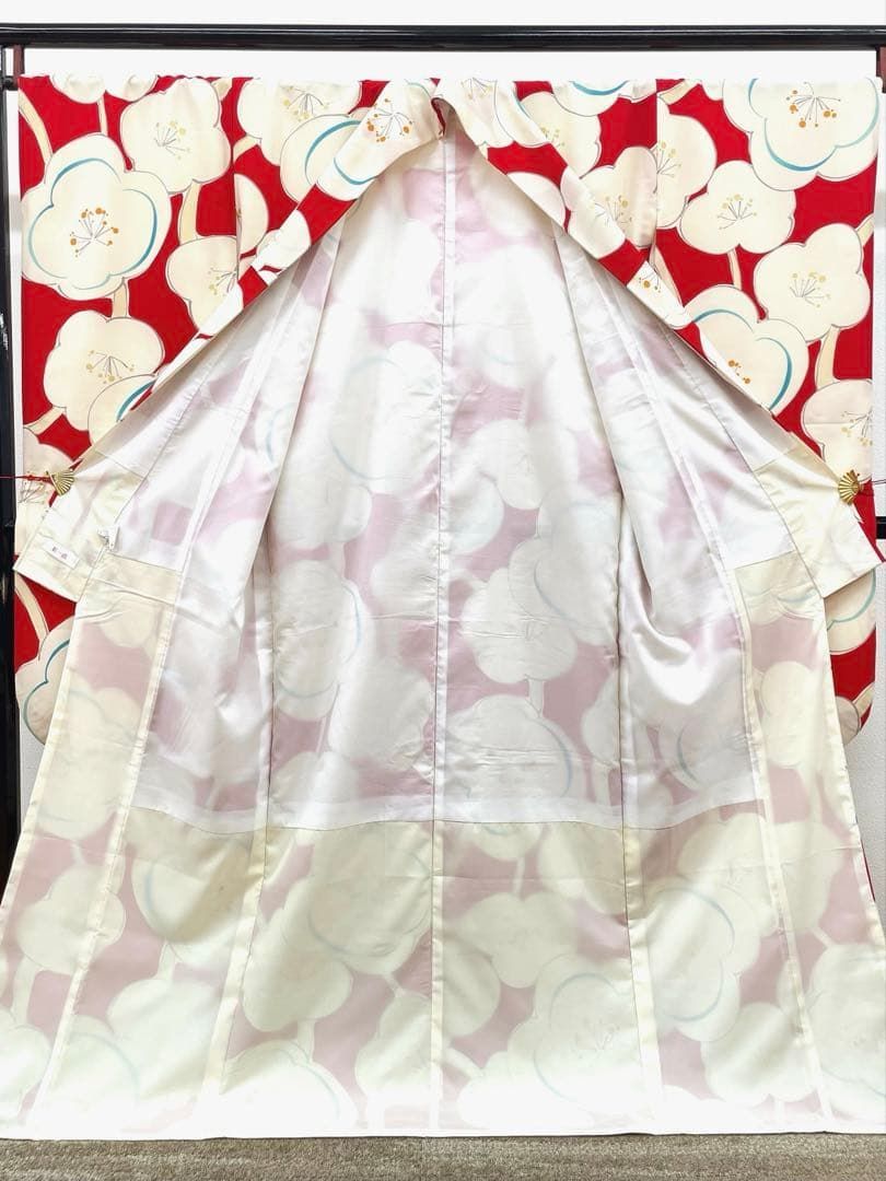 ポリエステル振袖 紅一点 小紋 金彩 梅 身丈170cm HKT228 - メルカリ