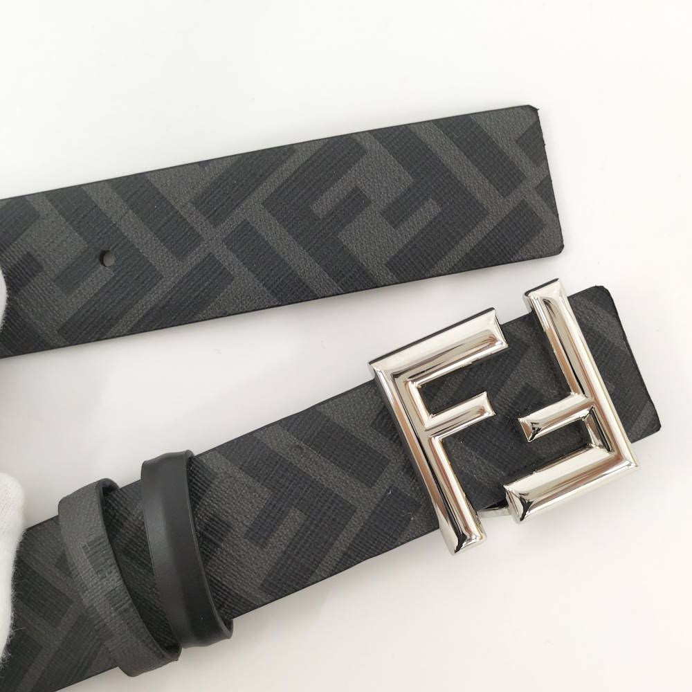 FENDI FFスクエアベルト リバーシブル レザー - メルカリ
