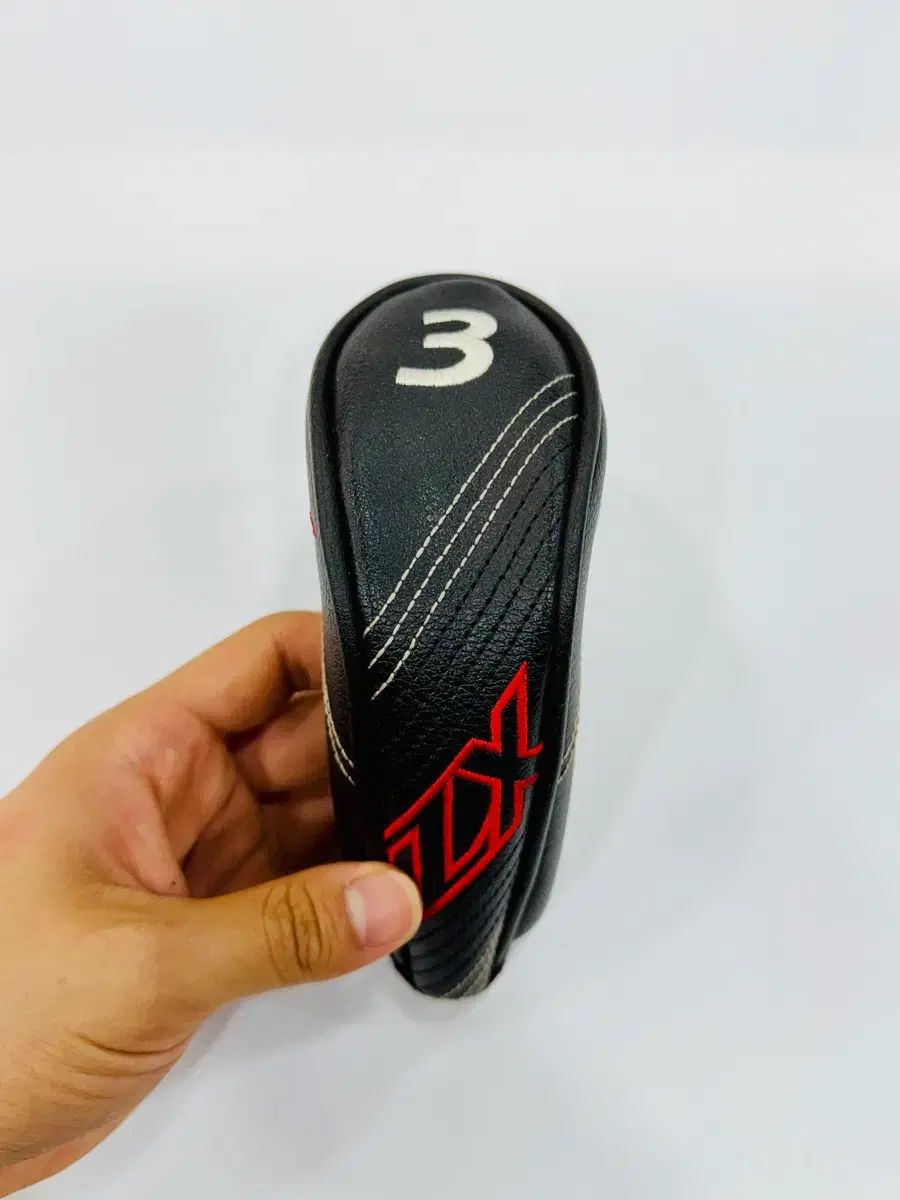 高品質，定番人気 SRIXON ZX 3番ドライビングアイアンカバー