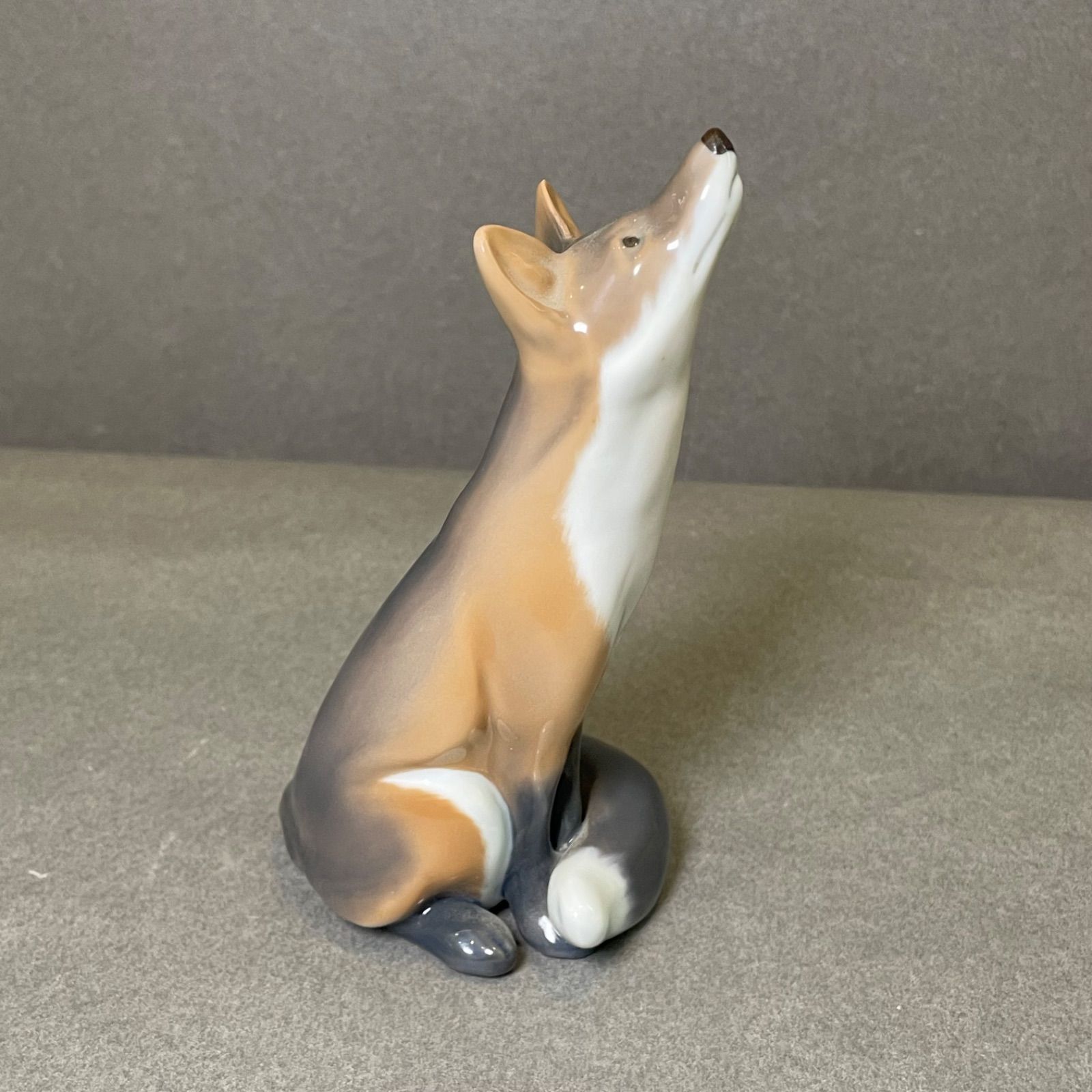ロイヤルコペンハーゲン　フィギュリン　きつね ロイヤルコペンハーゲン フィギュリン きつね fox - メルカリ