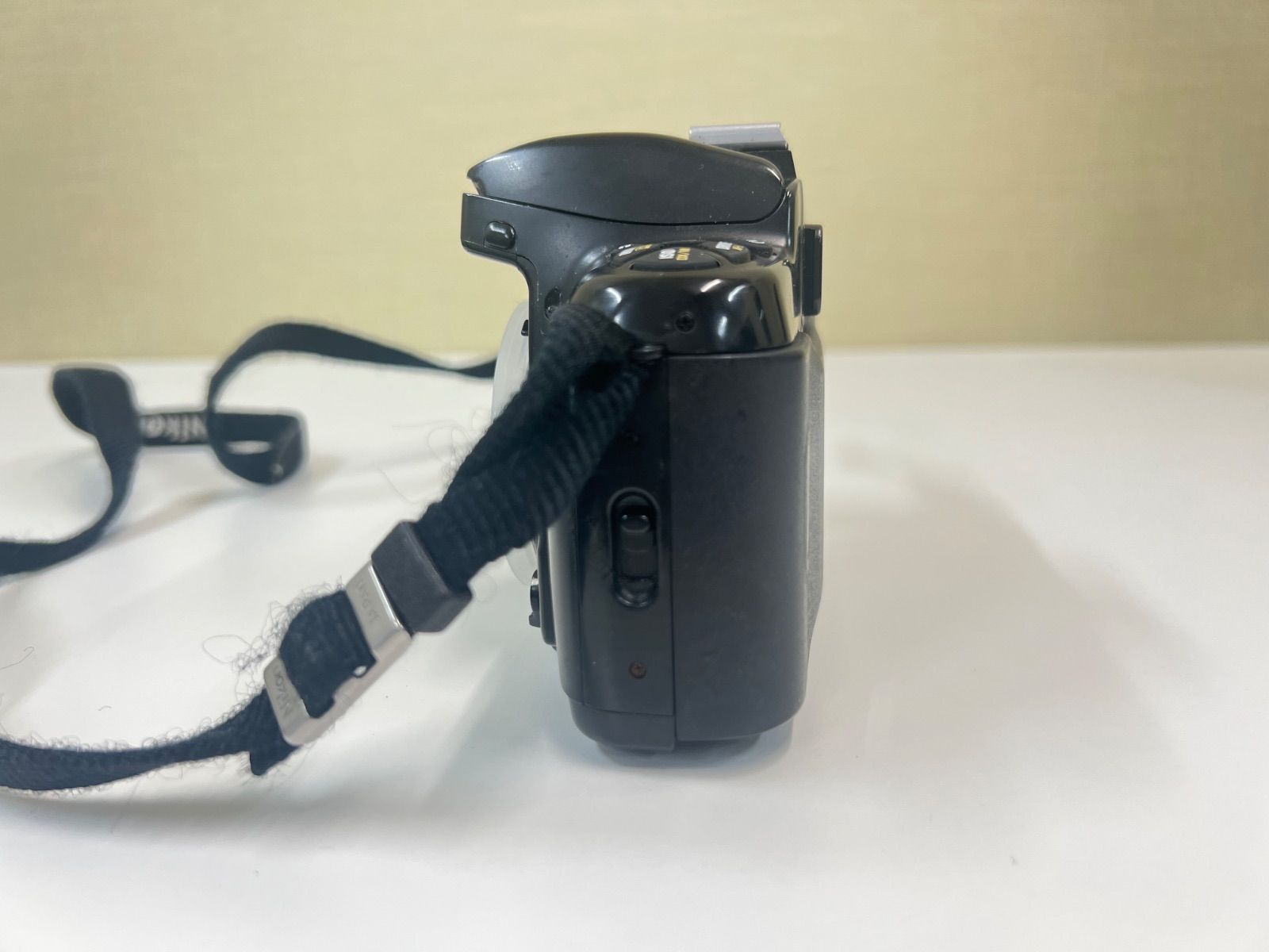 Nikon フィルム式一眼レフカメラF601 ジャンク品 - メルカリ