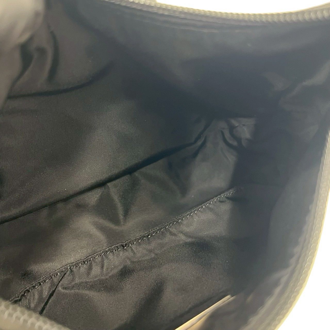 極 美品 PRADA プラダ 三角ロゴ トライアングル プレート 金具