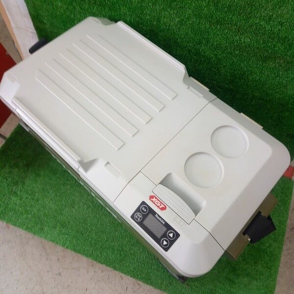 中古】マキタ(makita) 充電式保冷温庫 CW001GZO【野田愛宕店】 - メルカリ
