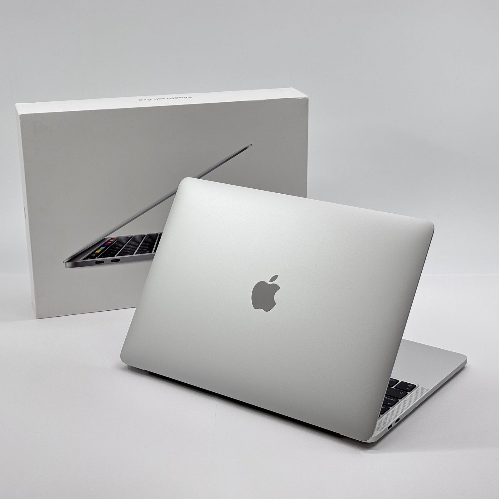 MacBook Pro 2020 i5 8GB 256GB 箱&付属品付き MacBook Pro 13