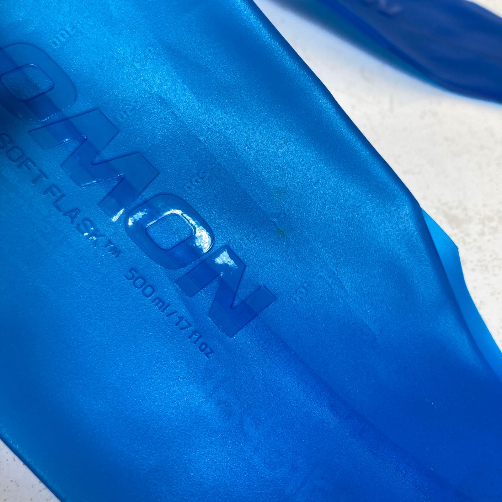 ✉️OneSize ブラック系 Salomon ( サロモン ) ソフトフラスク 2個