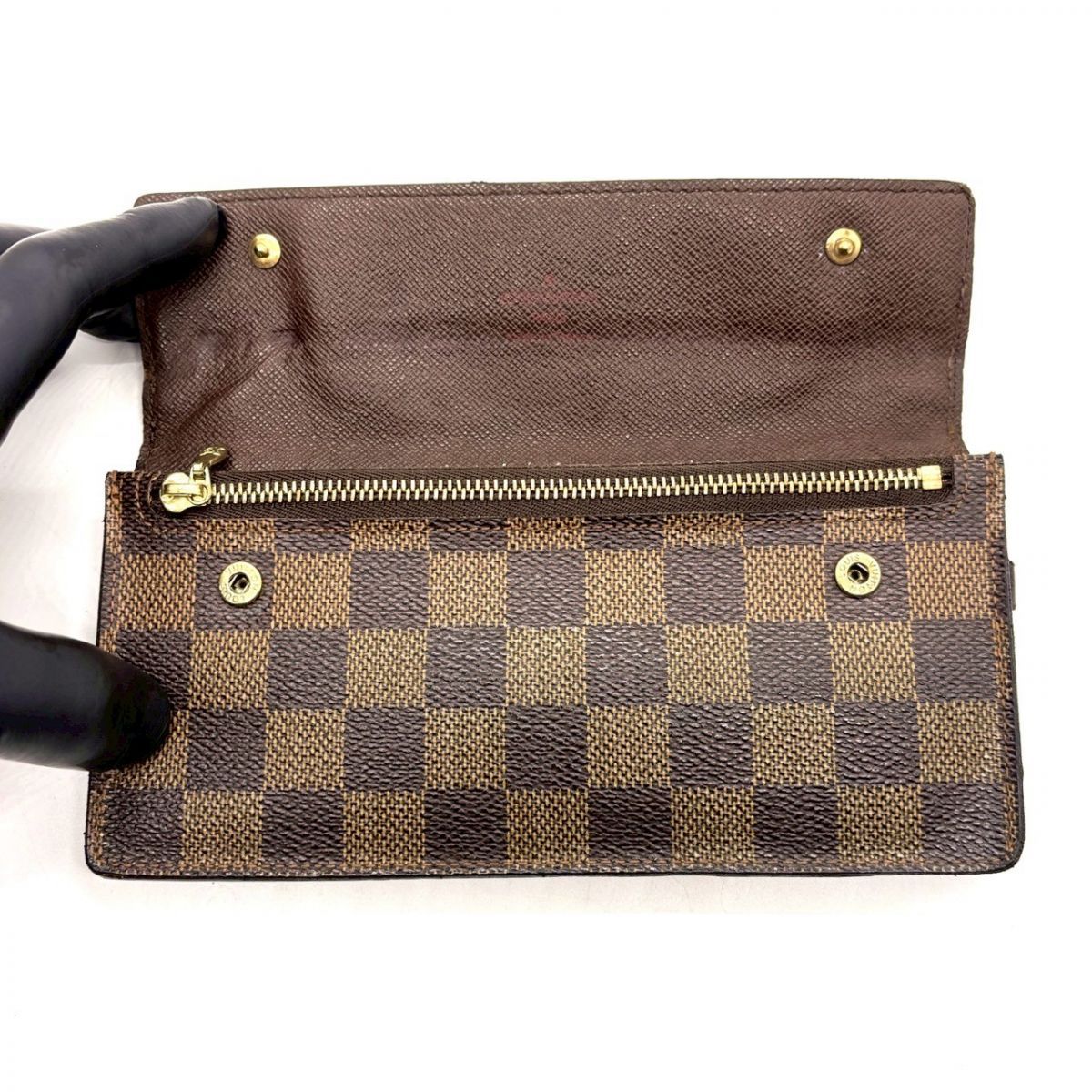 身軽さに品を添える】 LOUIS VUITTON チェーンウォレット ダミエ