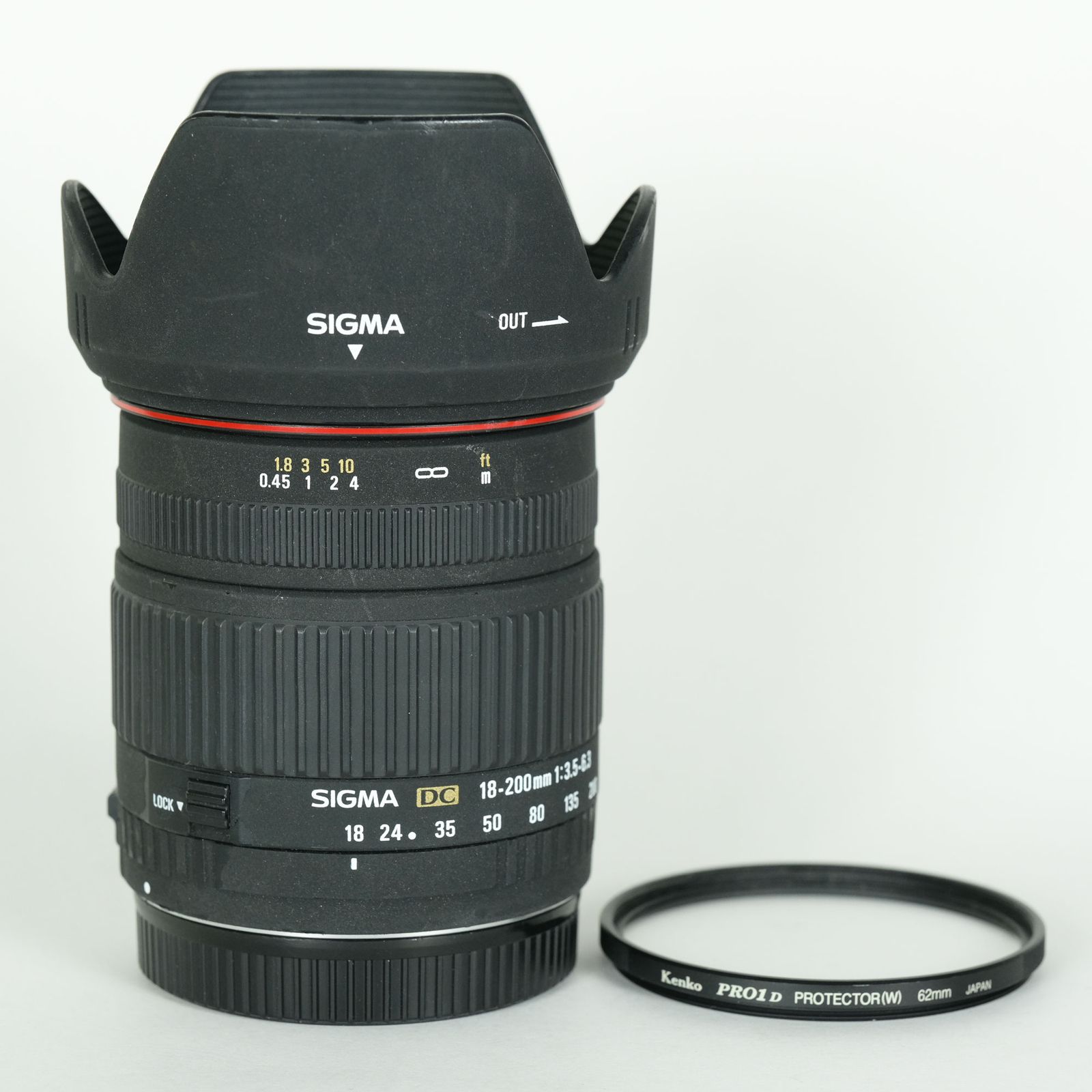 SIGMA 18-200mm Canon EFマウント 高倍率ズーム フード付 Amazon.co.jp