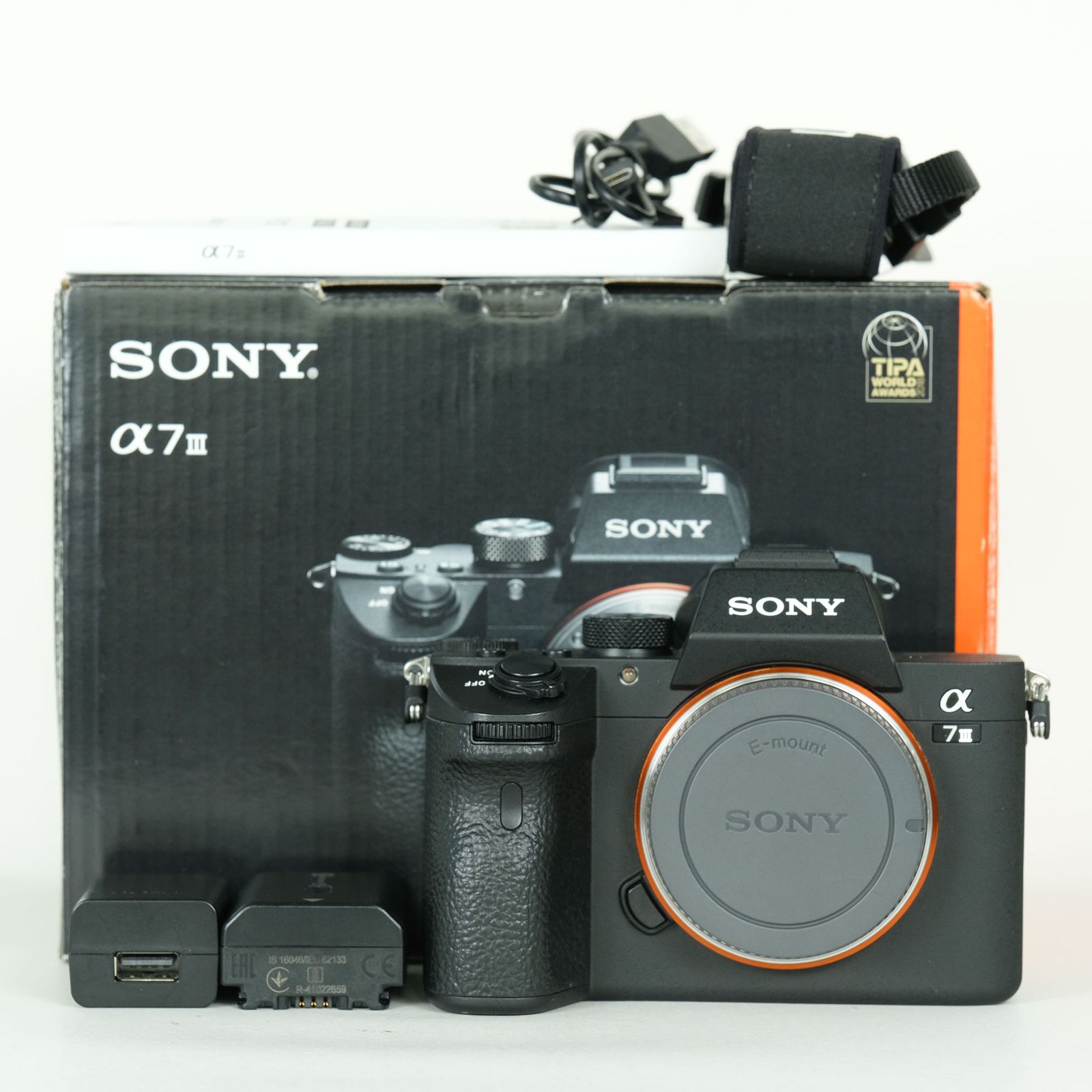 【美品】SONY α7 III ILCE-7M3 シャッター14,699枚程度 美品 | シャッター数14,621回] SONY α7 III（ILCE-7M3） [ボディ