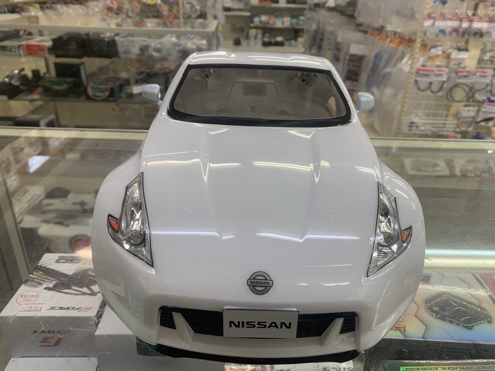 塗装済みボディ タミヤ 1/10 Z34 フェアレディZ (ホワイト) - メルカリ