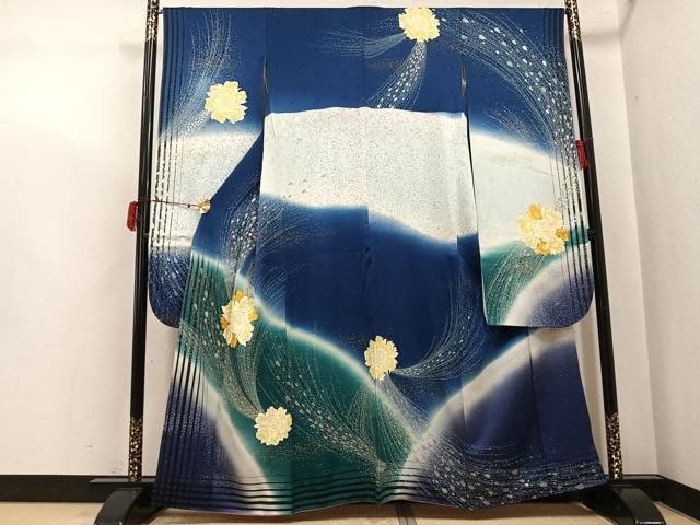 平和屋着物●Guy Laroche　ギ・ラロッシュ　振袖　舞花文　暈し染め　金銀彩　正絹　逸品　AABJ6211ph