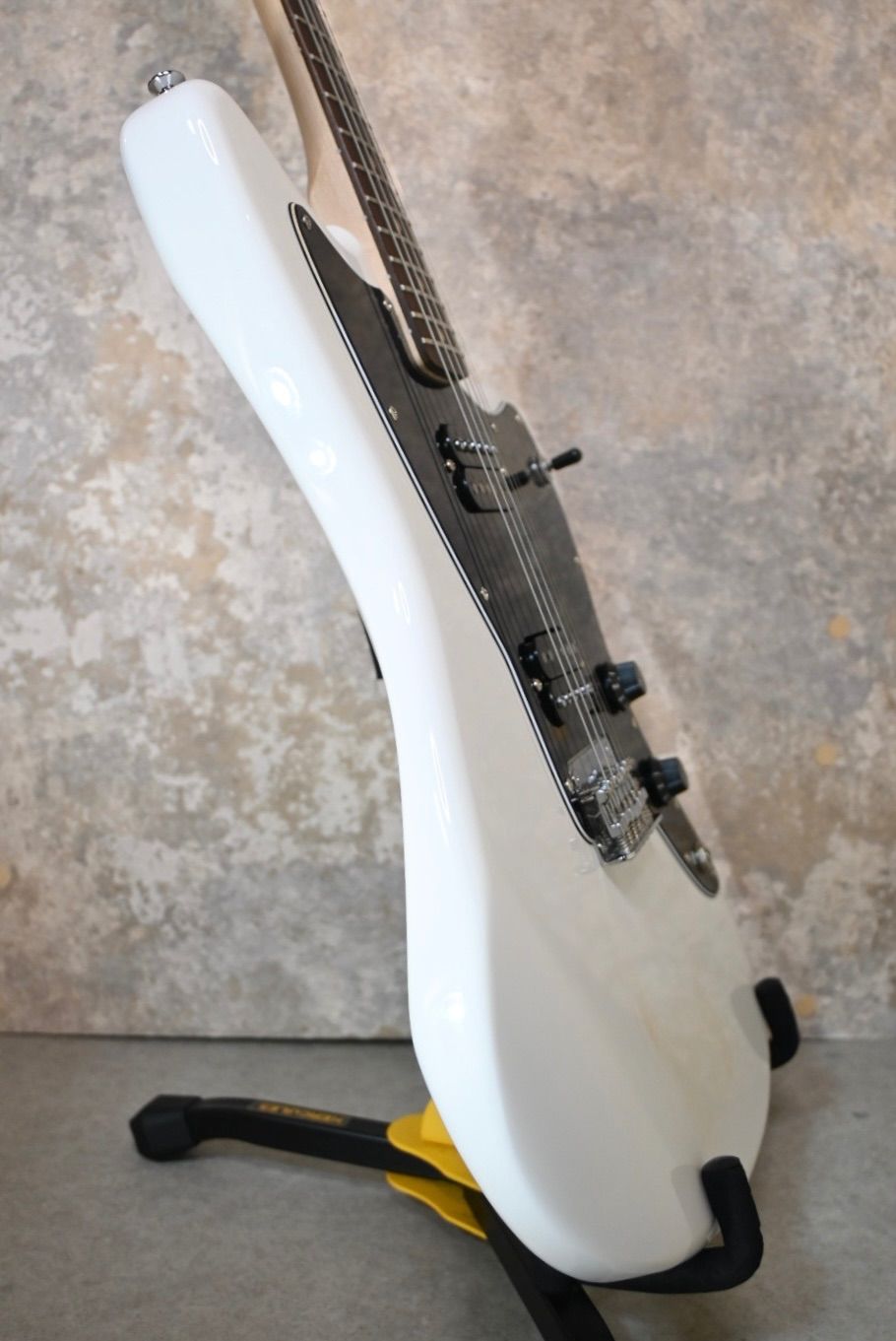 送料無料】【USED】Squier by Fender / Affinity Series Jazzmaster