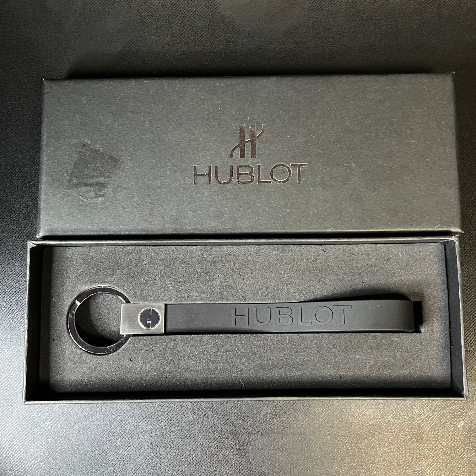 HUBLOT ウブロ キーホルダー キーリング ラバー ストラップ 黒 外箱 