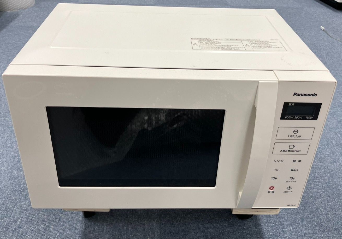 H023-SA3-203 Panasonic パナソニック 電子レンジ NE-FL1C-W 2024年製 