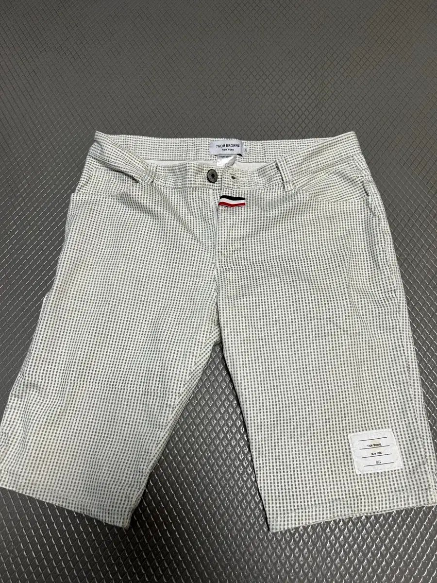 トム・ブラウン CHECK ハーフパンツ