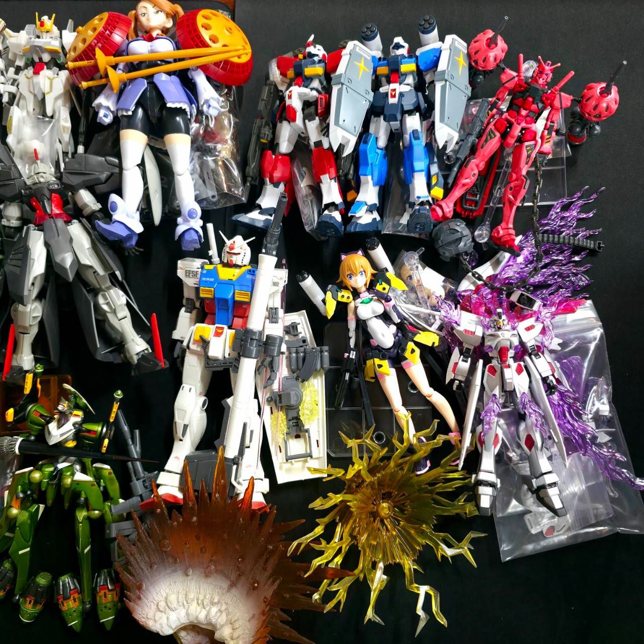 ガンダム プラモデル まとめ売り 4点セット フィギュア ガンダム プラモデル ガンプラ 組立済み アクションフィギュアなど