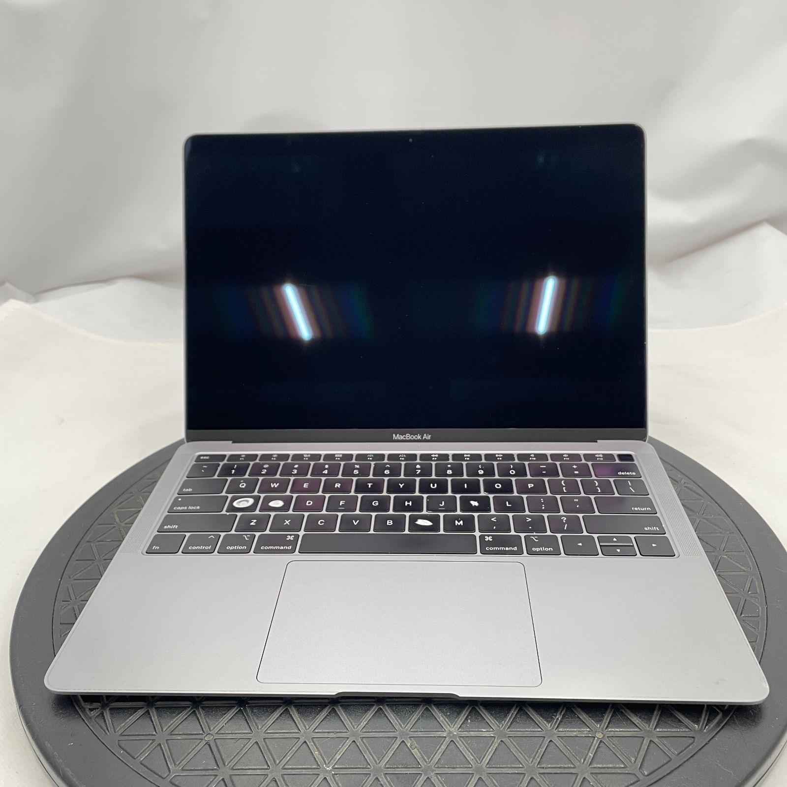 ジャンク品】MacBook Air A1932 本体のみ ジャンク品】MacBook Air