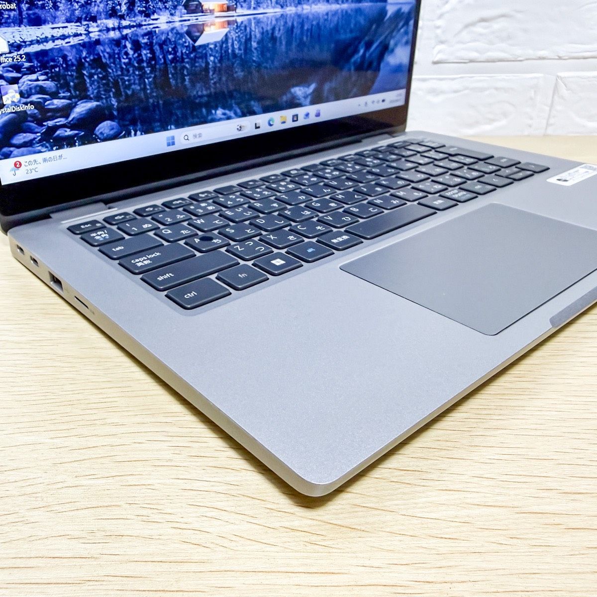 タッチパネル】DELL Latitude 5330 第12世代i5 16GB/256GB - メルカリ