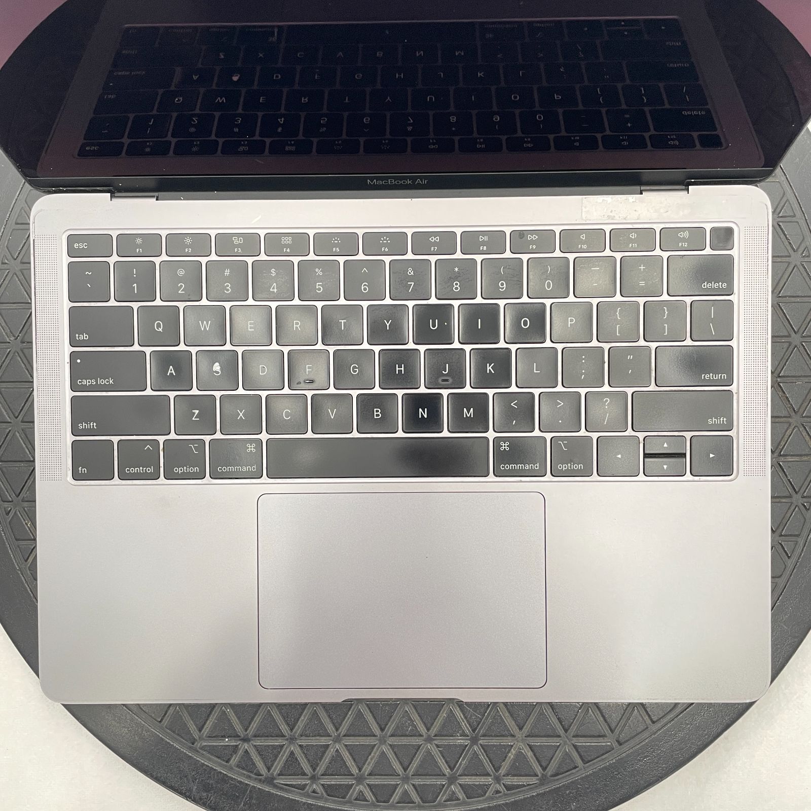 ジャンク Apple MacBook Air 2018 起動NG A1932 - メルカリ