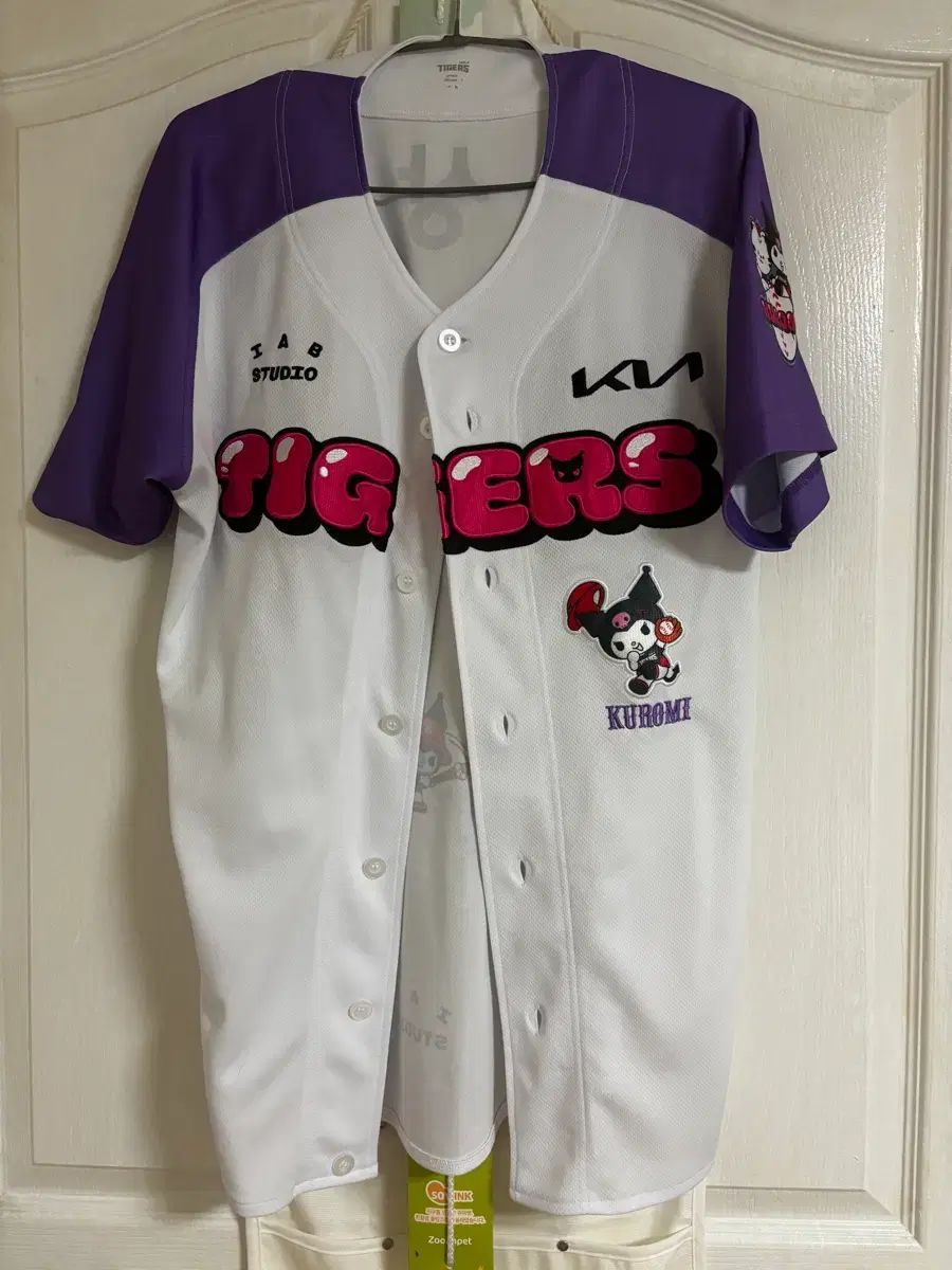 韓国プロ野球チーム Doosan Bears 斗山ベアーズ ジャージとキャップ