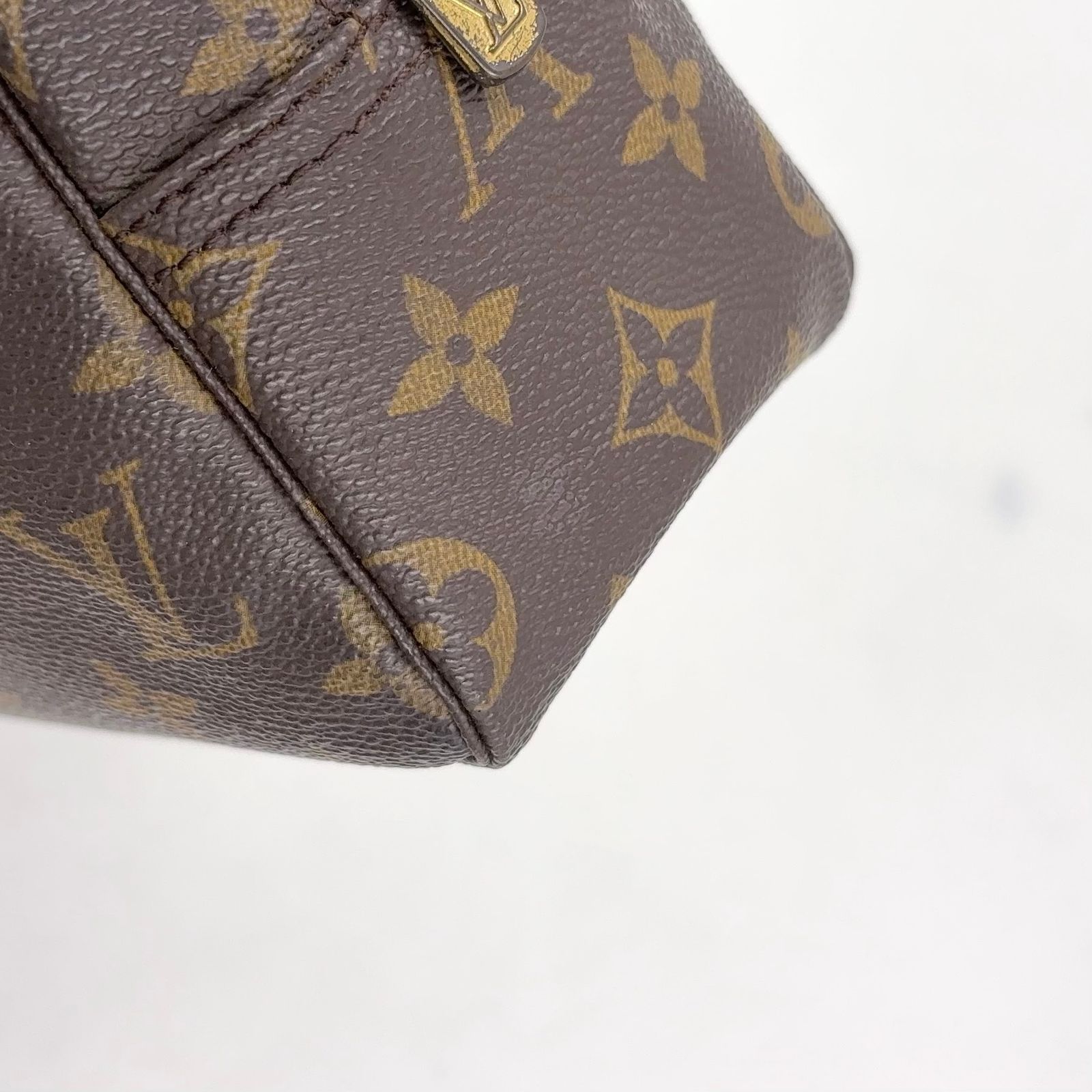 LOUIS VUITTON トゥルース トワレット 28 モノグラム 化粧ポーチ 新着】LOUIS VUITTON トゥルース トワレット28 モノグラム PVC