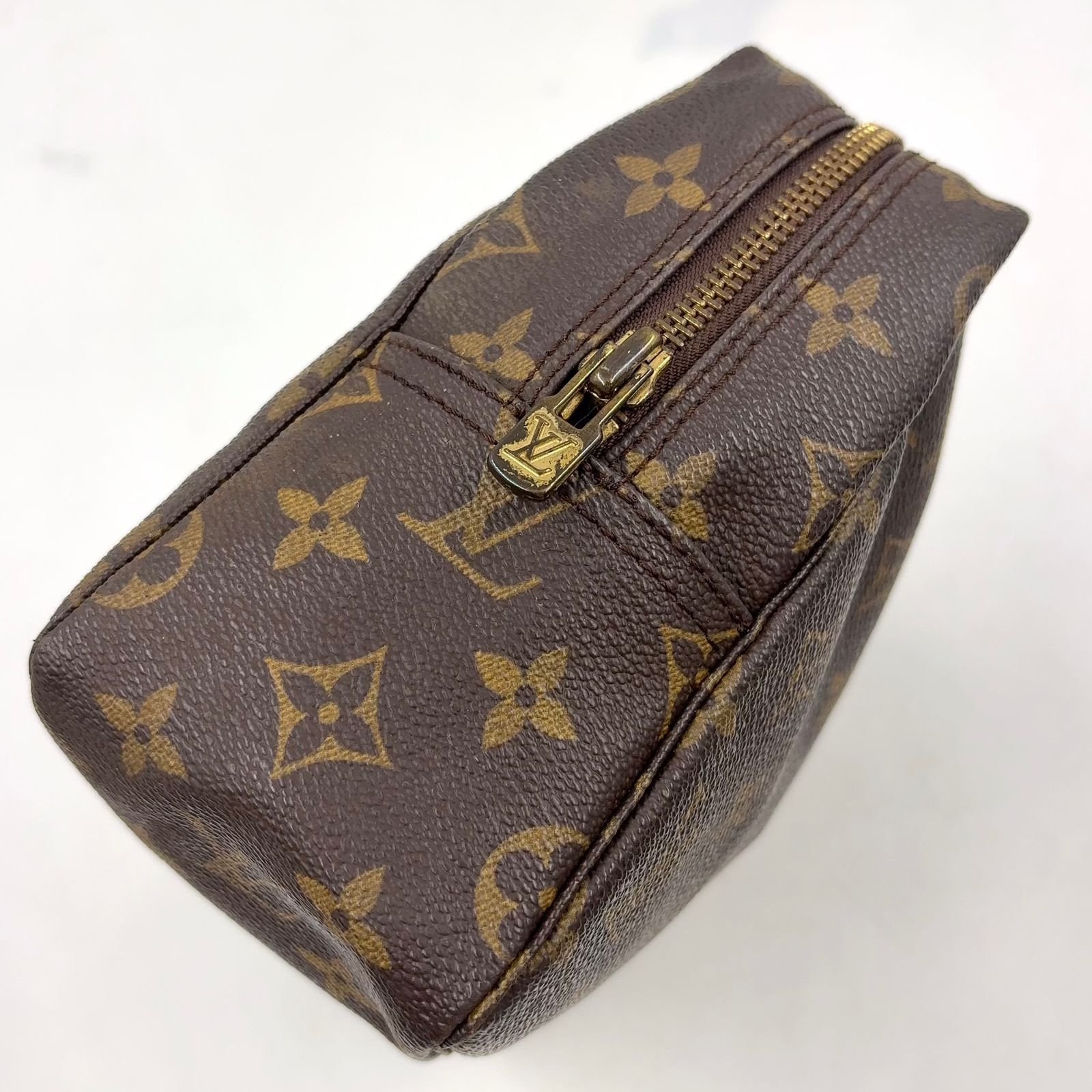 新着】LOUIS VUITTON トゥルース トワレット28 モノグラム PVC