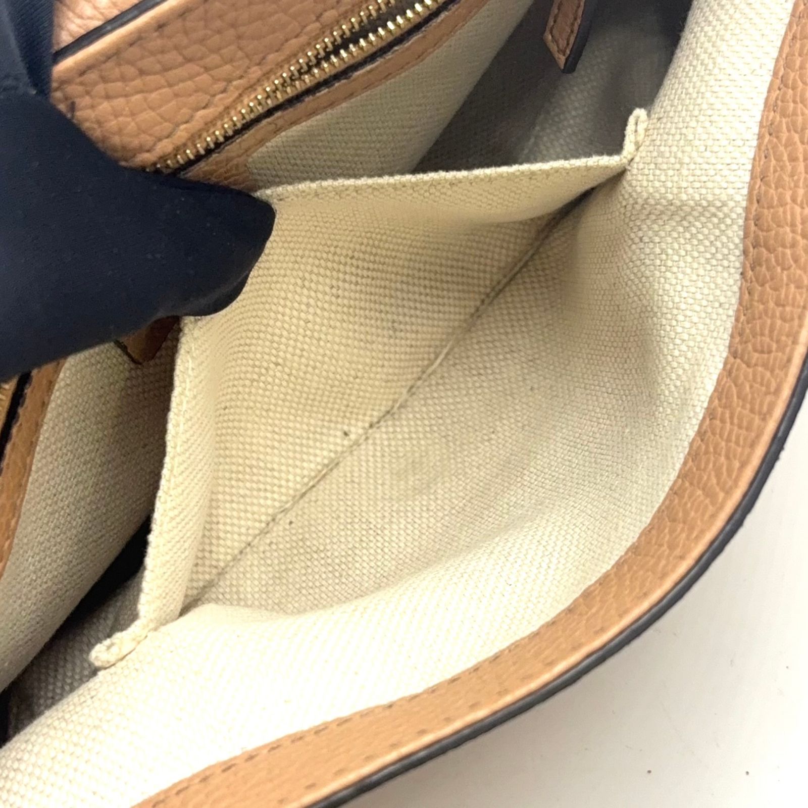 新着】GUCCI ソーホー インターロッキングG チェーンショルダーバッグ