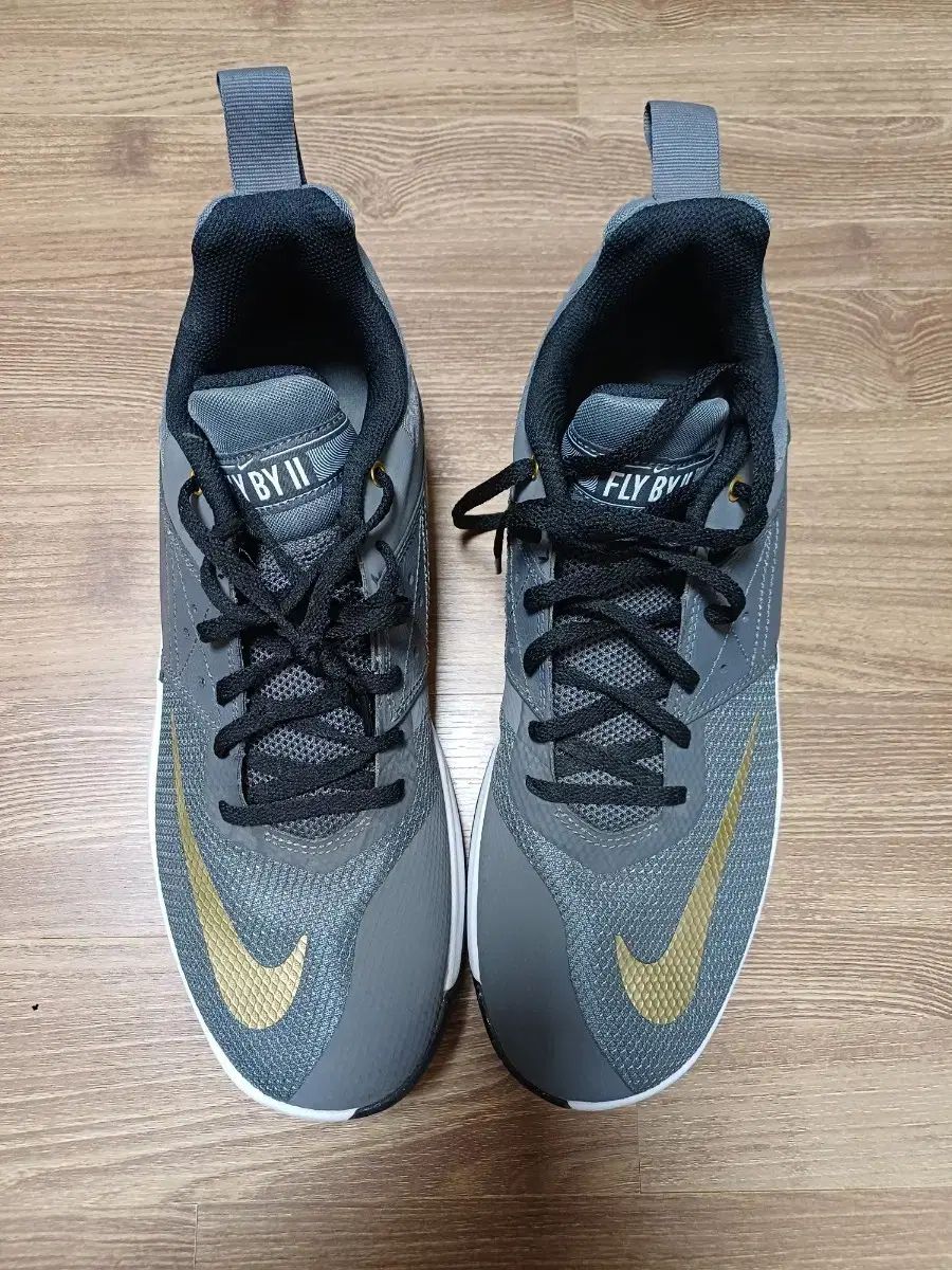 NIKE280 実際サイズ270-275 使用感なく新品レベル