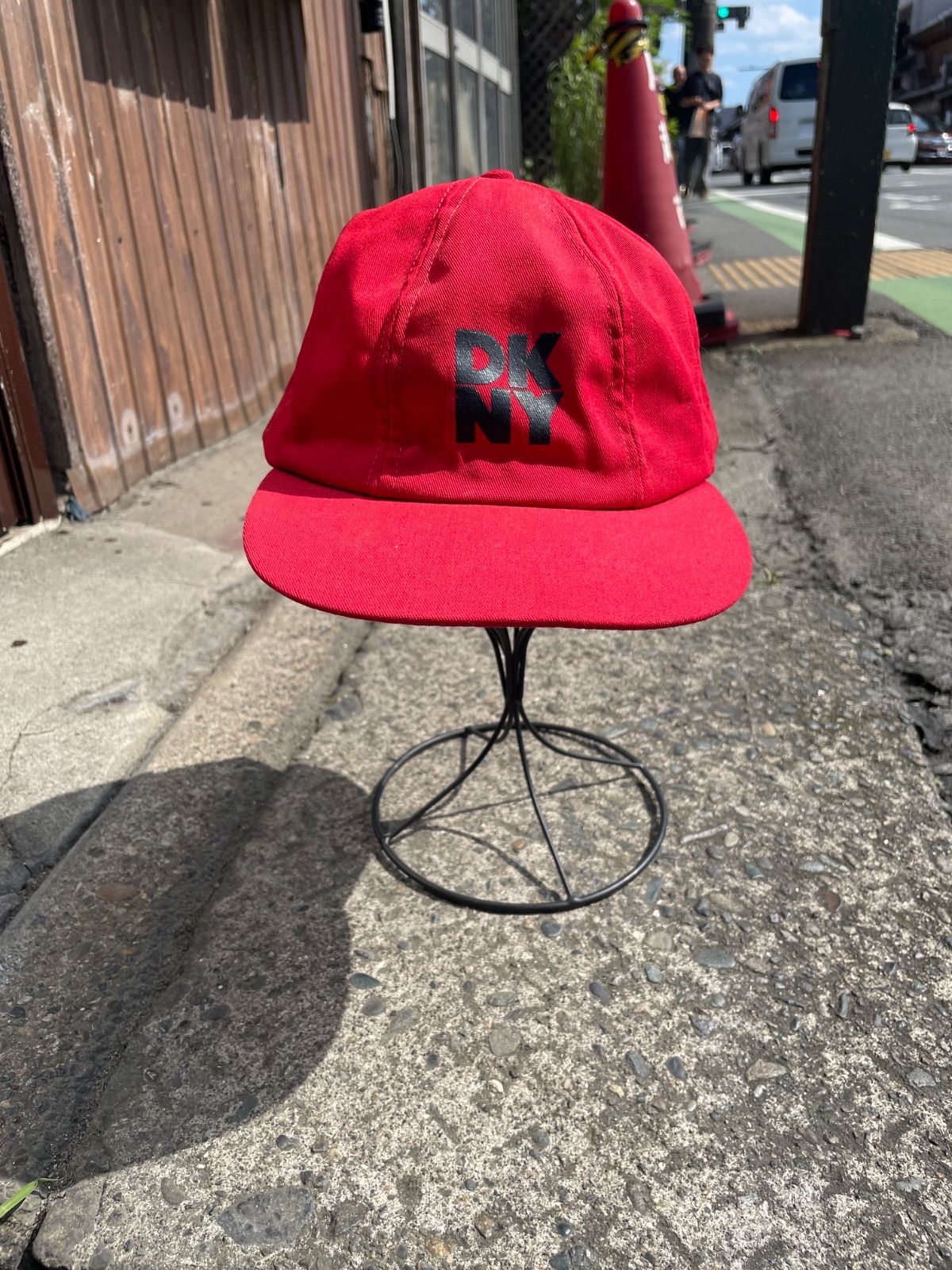 DKNY ダナキャラン 90s ヴィンテージ 6パネルキャップ 黒 レッド