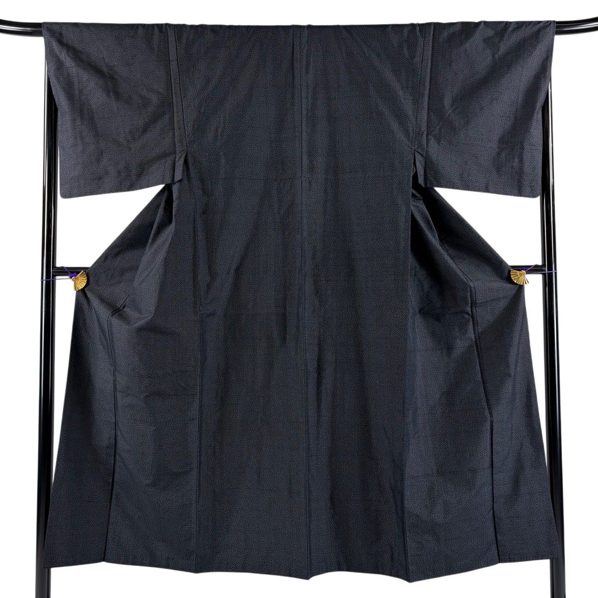 【美品】 男着物 身丈149cm 裄丈67.5cm L 袷 アンサンブル 紬 幾何学 濃紺 正絹 秀品 【中古】