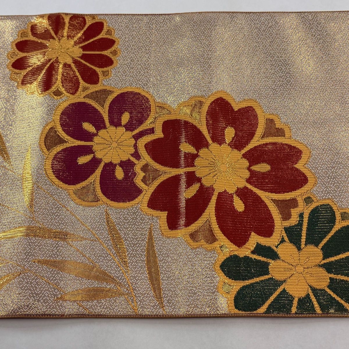 美品】 袋帯 秀品 振袖向き 桜 箔 金色 全通 正絹 【中古】 - メルカリ