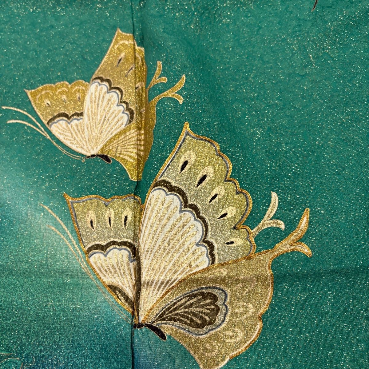 振袖 身丈164cm 裄丈67cm M 袷 蝶 草花 金通し 金彩 緑 正絹 名品 【中古】 振袖 身丈164cm 裄丈67cm M 袷 蝶 草花 金通し 金彩 緑 正絹 名品 【中古】