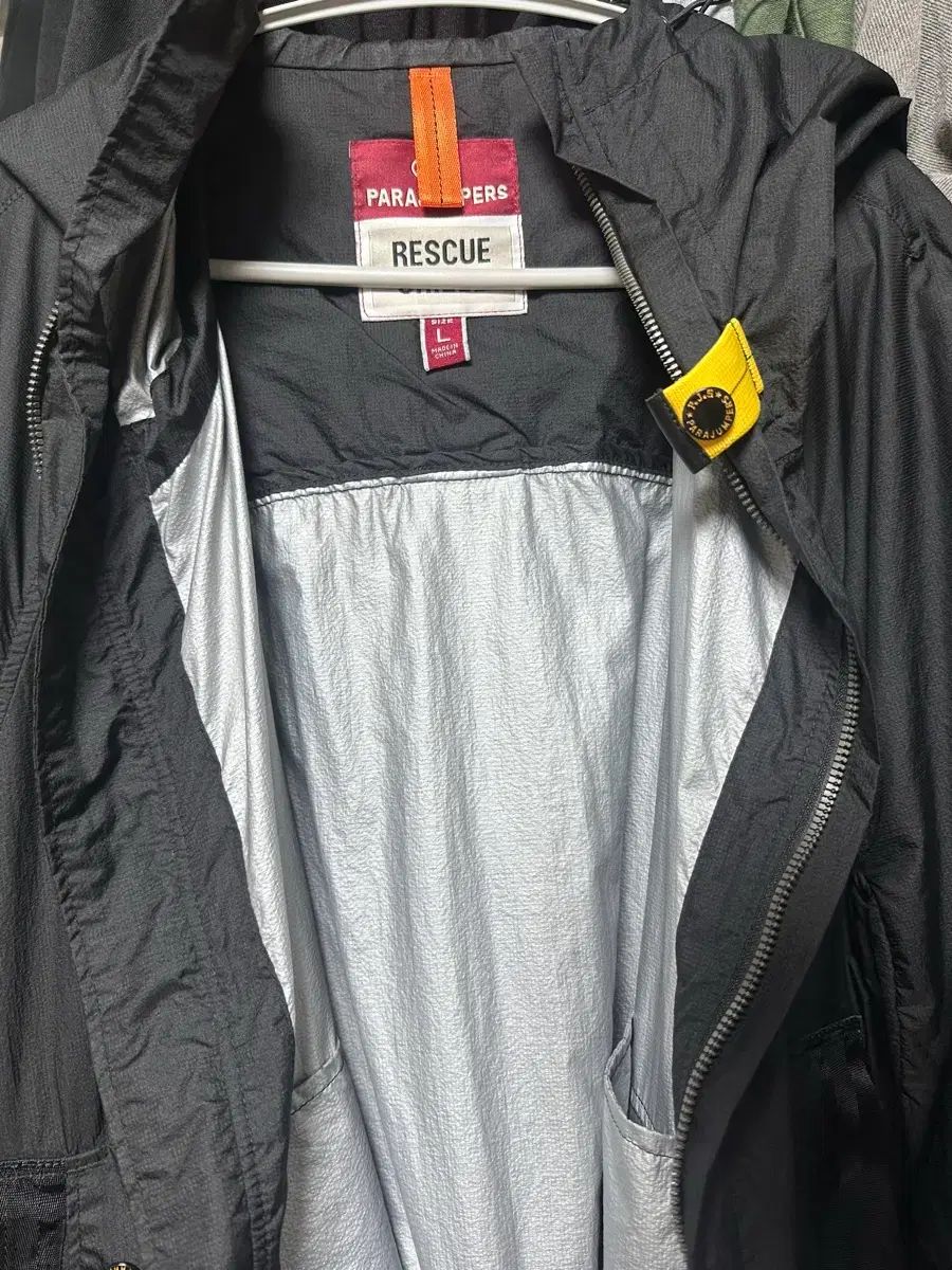 PARAJUMPERS パラジャンパーズ ブラック ウィンドブレーカー