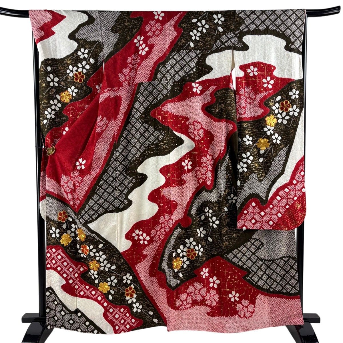 振袖 身丈163cm 裄丈67cm M 袷 桜 蝶 金糸 絞り 赤 正絹 名品 【中古】