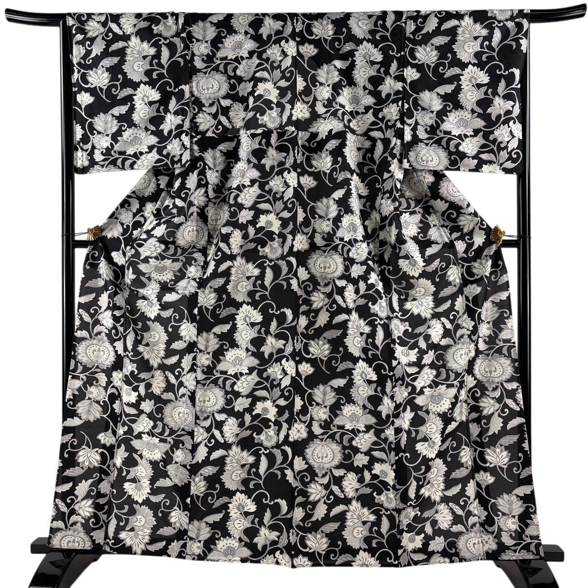 【美品】 小紋 身丈163.5cm 裄丈66.5cm M 薄物 夏牛首 落款 証紙 花唐草 銀彩 黒 正絹 逸品 【中古】
