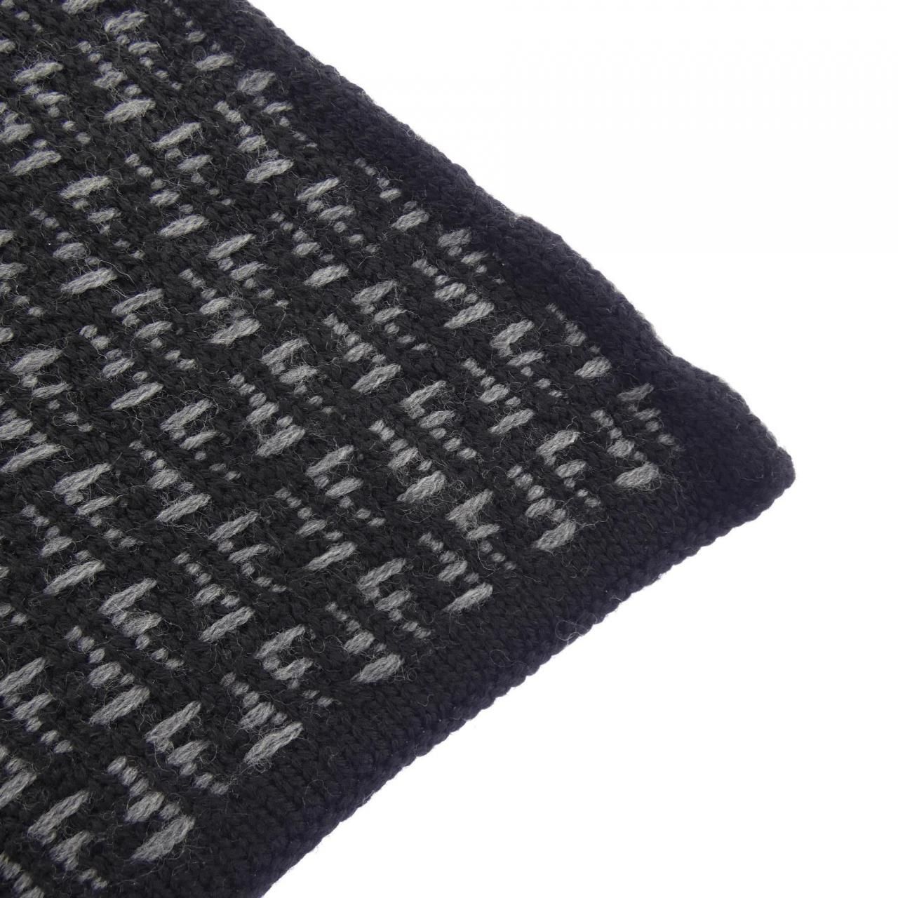 フェンディ FENDI FXS124 I17 MUFFLER フェンディ FENDI FXS124 I17 MUFFLER - メルカリ