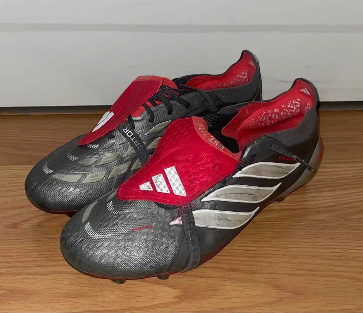 (275) アディダス プレデター エリート ポールドオーバー タング AG サッカーシューズ